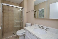 18135 Brooknoll Dr photo'