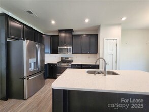 10412 Dalton Woods Ct NW in Huntersville, NC - Building Photo - Building Photo