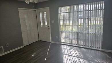 1963 Gary Cir in Pensacola, FL - Building Photo - Building Photo