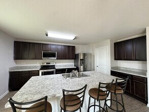 4920 Kensington Ln in Crestview, FL - Building Photo - Building Photo