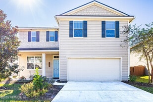 2408 Bonnie Lakes Dr in Green Cove Springs, FL - Building Photo