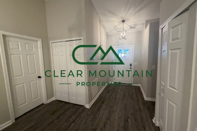 18 Swamp Fire Ct in Greenville, SC - Foto de edificio - Building Photo