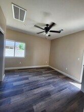 1102 Kelly St in Bakersfield, CA - Building Photo - Building Photo