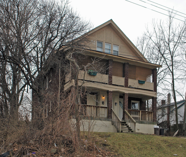 655-657 Melish Pl in Cincinnati, OH - Foto de edificio - Building Photo