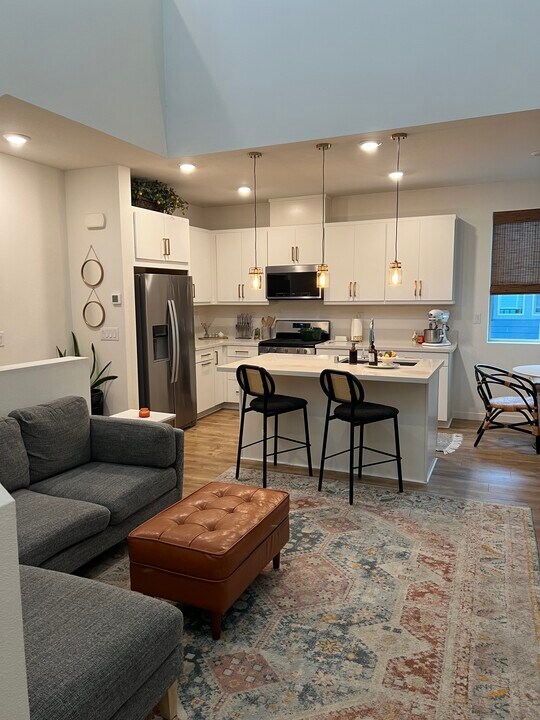 180 Box Ln, Unit 180 Box Lane in Sacramento, CA - Building Photo