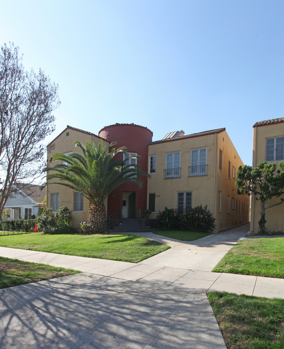 1173 N Ardmore Ave in Los Angeles, CA - Building Photo