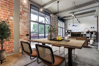 915 N San Jacinto St in Houston, TX - Building Photo - Building Photo