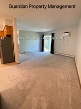 105 Dean Ave E in Champlin, MN - Building Photo - Building Photo