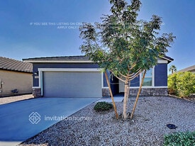 19363 W Hazelwood St in Litchfield Park, AZ - Building Photo