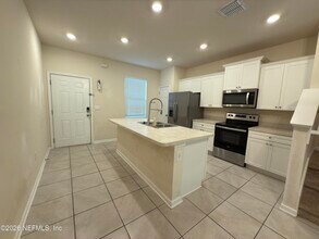 82 Whispering Brk Dr in St. Augustine, FL - Building Photo - Building Photo