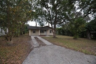 509 Norfolk Cir in Lakeland, FL - Building Photo