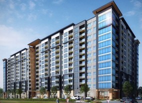 Camden Lake Eola in Orlando, FL - Building Photo