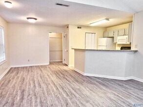 219 Waters Edge Ln in Madison, AL - Building Photo - Building Photo