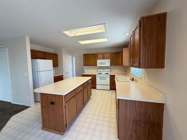 3210 S Biscay Way in Aurora, CO - Foto de edificio - Building Photo