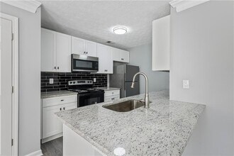 4012 Browne Ct in Conley, GA - Building Photo - Building Photo