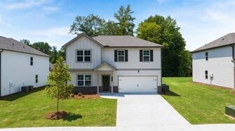 458 Red Dragon Dr in Jefferson, GA - Building Photo