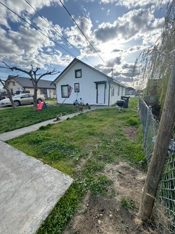 809 S 5th Ave in Pasco, WA - Building Photo - Building Photo