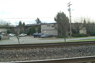 Executive Apartments in Sumner, WA - Building Photo - Other