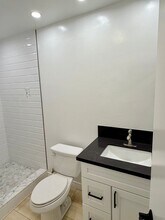 1750 S Bentley Ave in Los Angeles, CA - Building Photo - Building Photo