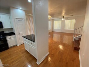 6262 Tillman Crest Ave in Las Vegas, NV - Building Photo - Building Photo