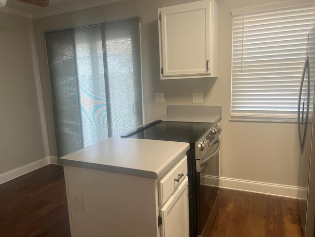 property at 700 Alta View Ct