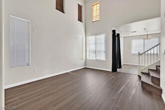 7568 Aspen Color St in Las Vegas, NV - Building Photo - Building Photo