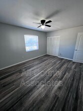 7154 Holiday Dr in Spring Hill, FL - Building Photo - Building Photo