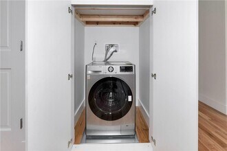 145 Main St-Unit -201 in Nyack, NY - Foto de edificio - Building Photo