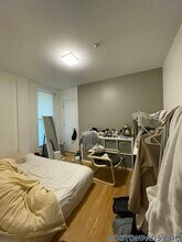 40 Malvern St, Unit 402 in Boston, MA - Foto de edificio - Building Photo