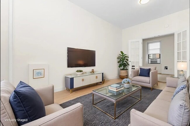 928 Second Avenue in New York, NY - Building Photo - Building Photo