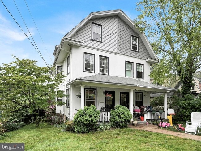 property at 3 Bells Mill Rd