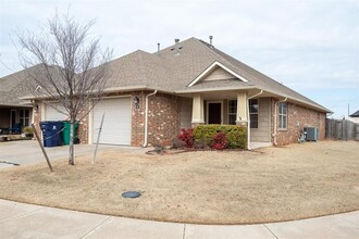 9 SW 137th Terrace in Oklahoma City, OK - Building Photo - Building Photo