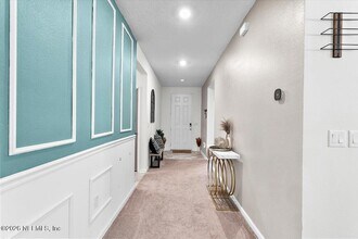 595 Wild Rose Ln in Jacksonville, FL - Building Photo - Building Photo