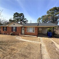 5340 S Sumac Cir in Fayetteville, NC - Building Photo