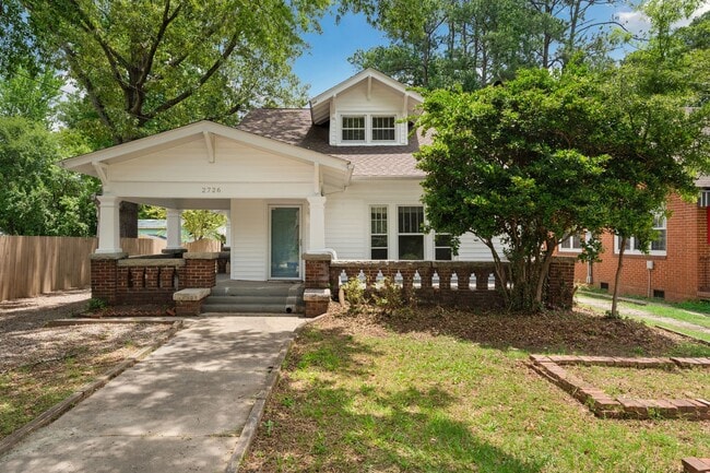 property at 2726 N Roxboro St