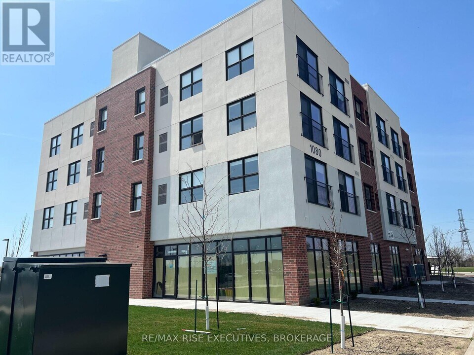 1080 Terra Verde Way in Kingston, ON - Building Photo