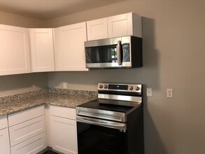 1817 Langford St in Greenville, TX - Building Photo - Building Photo