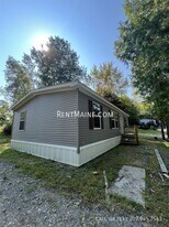 148 Penney Ln in Bradley, ME - Building Photo