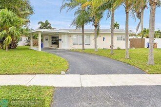 1029 SE 14th St in Deerfield Beach, FL - Building Photo - Building Photo