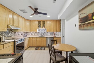11430 Strand Dr in Rockville, MD - Building Photo - Building Photo