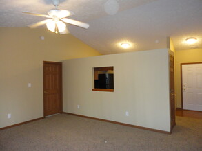 2540 Abalone Dr in Indianapolis, IN - Building Photo - Building Photo
