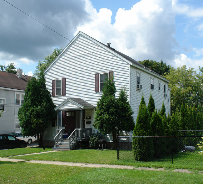 109 West Ave in E Syracuse, NY - Building Photo - Building Photo