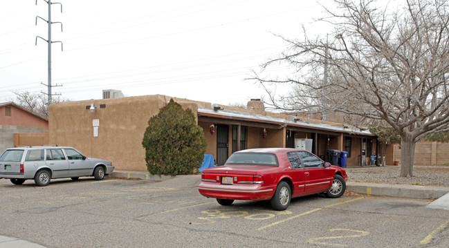 600 Arno St NE in Albuquerque, NM - Building Photo - Building Photo