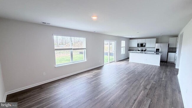 107 Dinges St in Stephens City, VA - Building Photo - Building Photo