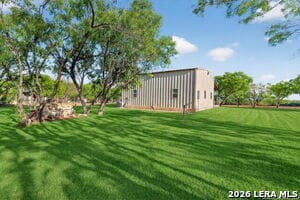128 County Rd 2672 in Devine, TX - Building Photo - Building Photo