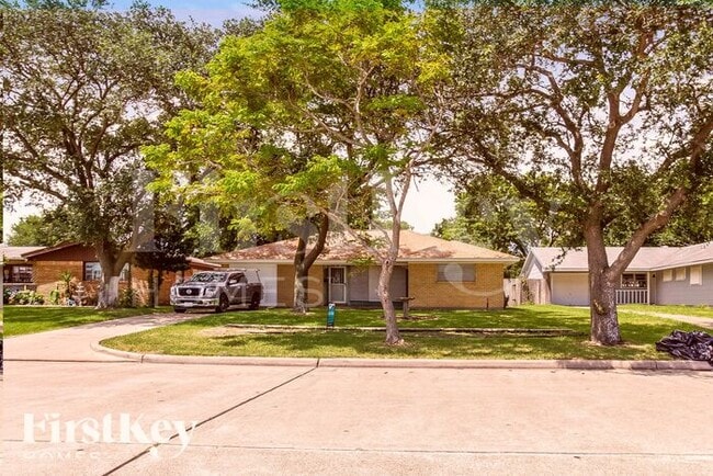 property at 1610 13th Ave N