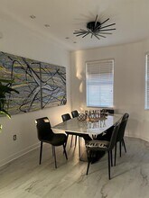 8502 NW 114th Ave in Doral, FL - Building Photo - Building Photo