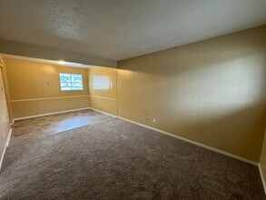 302 Wolf St in Killeen, TX - Building Photo - Building Photo