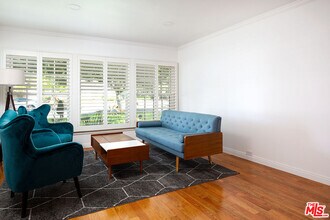 1900 Sycamore Dr in San Marino, CA - Building Photo - Building Photo