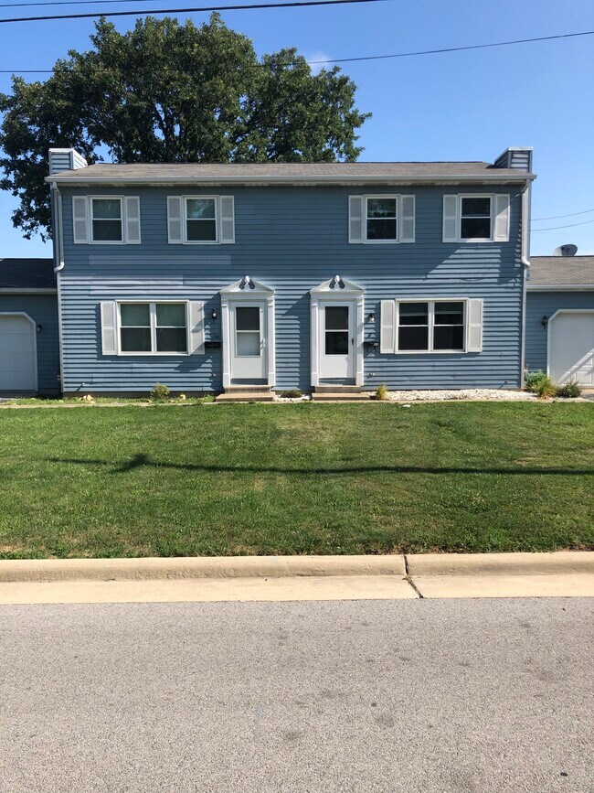 642 Arbor St, Unit 642 in Fostoria, OH - Building Photo - Building Photo